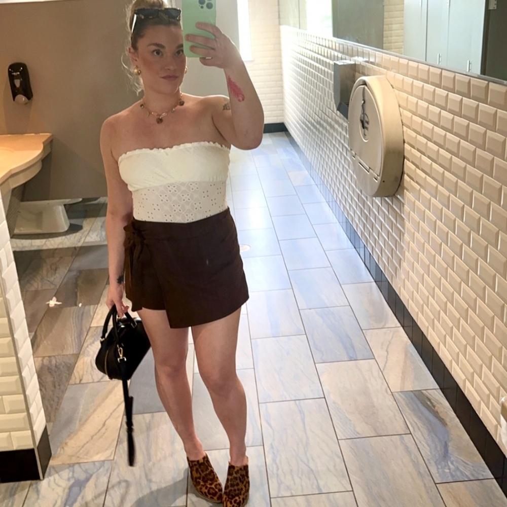 Milkmaid sleeveless bodysuit size medium